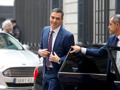 Pedro Sánchez, esta mañana, a su llegada al Congreso para la segunda sesión de la investidura parlamentaria.
