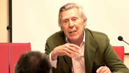 Juan Trías Vejarano, durante un Congreso.