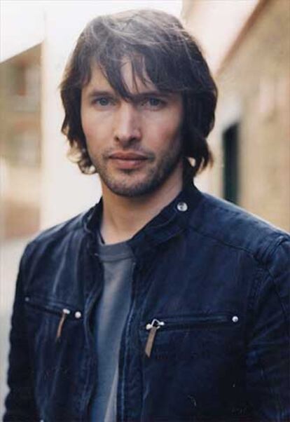 El cantautor James Blunt, uno de los artista revelación de 2005.