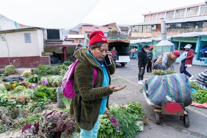 Gloria Chicaiza es cliente desde hace muchos años del mercado.
