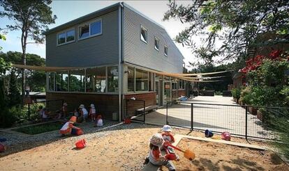 Escuela infantil Llar d'en Pitus en Cerdanyola del Vallès.