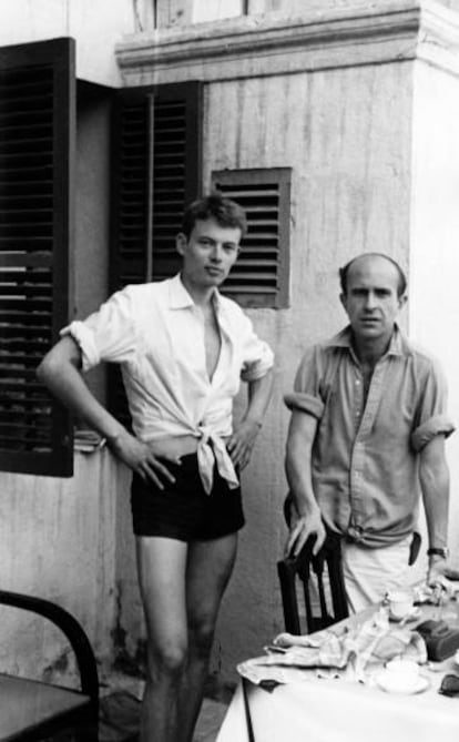 Jaime Salinas y Gudbergur Bergsson en la casa de la calle Felipe Gil (Barcelona), hacia 1957.