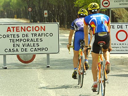 Cortes de tráfico en la Casa de Campo para los ciclistas