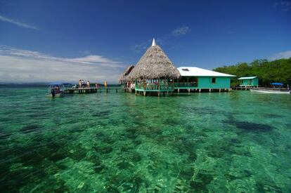 Cabañas en el archipiélago Bocas del Toro, en Panamá, uno de los países que presentarán sus novedades en Fitur 2013.