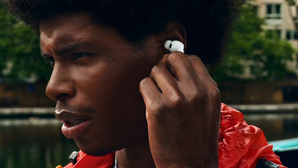 Apple lanzará los AirPods con cámara integrada antes de lo esperado, ¿cuándo?
