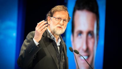 El expresidente del Gobierno, Mariano Rajoy, en un mitin en Pontevedra, el pasado 12 de abril. 