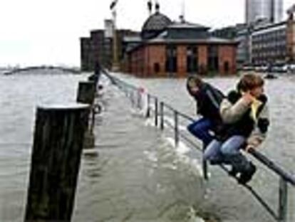 Inundación en Hamburgo (Alemania) en 1999.