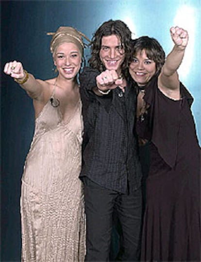 En la imagen, los tres vencedores del programa <i>Operación Triunfo 2</i> de TVE.