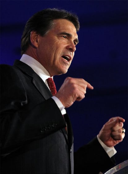 El gobernador de Tejas, Rick Perry, durante una conferencia del Partido Republicano en junio.