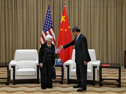 Janet Yellen (L) with Chinese Vice Premier He Lifeng as they arrive for a one to one meeting at the Guangdong Zhudao Guest House in southern China's Guangdong province, China, 06 April 2024.