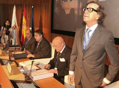 Jos&eacute; Luis M&eacute;ndez, durante una asamblea de Caixa Galicia en 2009.