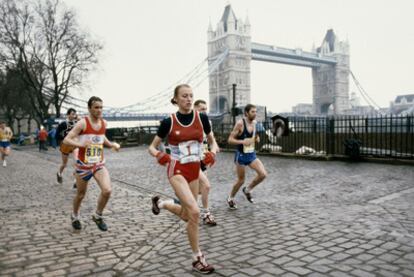 Grete Waitz, durante el maratón de Londres de 1983.