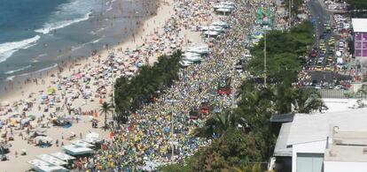 Manifestaci&oacute;n contra Dilma Roussef en R&iacute;o de Janeiro