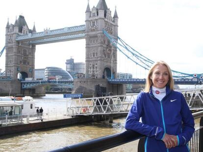Paula Radcliffe posa el miércoles ante el puente de la Torre de Londres.