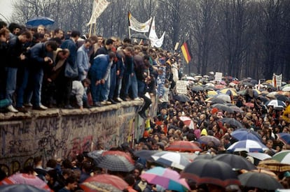 Más de dos millones de personas del Este de Berlín visitaron el Oeste de la ciudad el fin de semana del 10 al 12 de noviembre de 1989 para participar en la gran fiesta que se celebró en aquellos días.