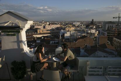 Azotea del restaurante Picalagartos, en el centro de Madrid.