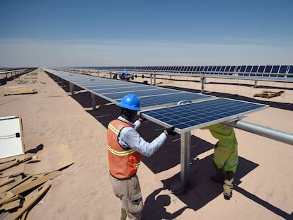 Instalación de paneles solares de Enel en Viesca (México) en 2018.