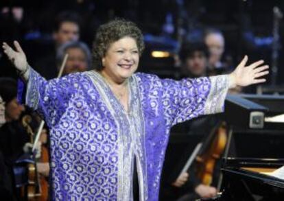 La pianista Brigitte Engerer, agradeciendo un premio que se le entregó en Nantes en 2011.