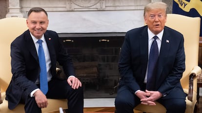 Andrzej Duda y Donald Trump, este miércoles en el Despacho Oval.