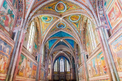 Frescos de Giotto en la basílica de San Francisco, en la ciudad italiana de Asís.  