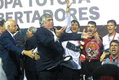 Osvaldo Domínguez, tras la conquista de la Copa Libertadores.