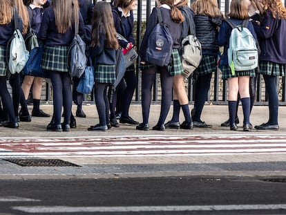 Un grupo de alumnas en un colegio concertado de Valencia, el pasado 23 de febrero.