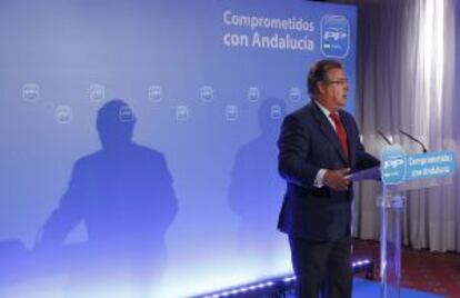 Juan Ignacio Zoido en una rueda de prensa del PP andaluz.