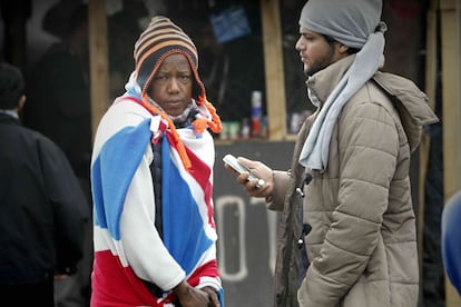 Calais está sometida a fuertes vientos y la lluvia es habitual. Ayer, se decretó la alerta naranja por el fuerte temporal que asoló la zona.