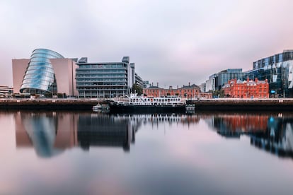 Vista de la zona conocida como “Silicon Docks” o los Dockland, en Dublín.