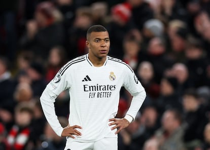 Kylian Mbappé durante el encuentro contra el Liverpool este miércoles.