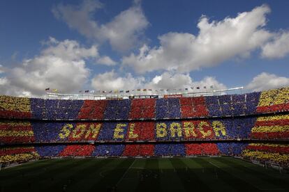 Ambiente en el Nou Camp antes del inicio del partido.