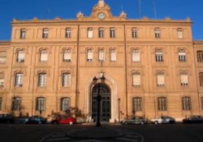 La Real Fábrica de Tabacos de Sevilla.