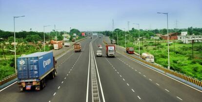 Una de las autopistas de IRB en la India.