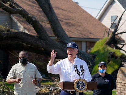 Presidente Joe Biden, nesta sexta-feira durante uma visita a LaPlace (Louisiana) para averiguar os danos do Furacão Ida.