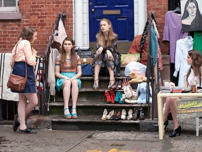 Lena Dunham, Zosia Mamet, Jemima Kirke y Allison Williams, en la segunda temporada de 'Girls', emitido en 2013.
