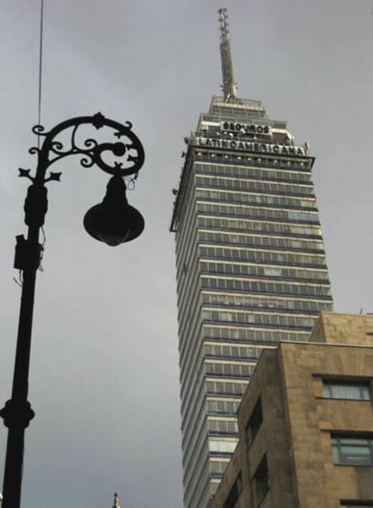 La Torre Latinoamericana, privilegiado mirador de Ciudad de México