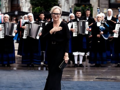 ASTURIAS, SPAIN - OCTOBER 20: Meryl Streep arrives at the "Princesa de Asturias" Awards at Teatro Campoamor on October 20, 2023 in Asturias, Spain. (Photo by Samuel de Roman/Getty Images)