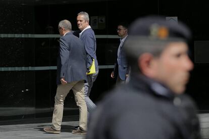 Forn llega al Ayuntamiento de Barcelona, el pasado 14 de junio.