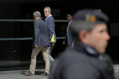 Forn llega al Ayuntamiento de Barcelona para obtener el acta de concejal el pasado 14 de junio.