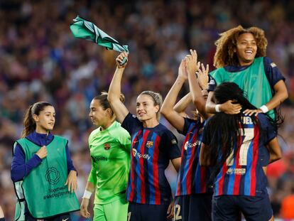 Alexia Putellas celebra junto a sus compañeras el billete a la final de la Champions League.