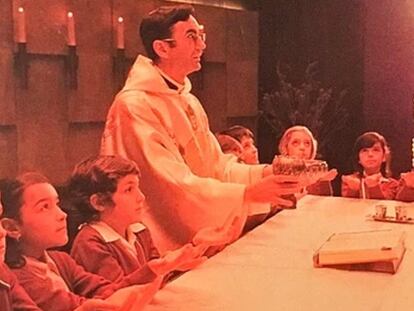 Foto de la portada del disco: "La misa es una fiesta: cantos para las misas con niños", de Cesáreo Gabarain.