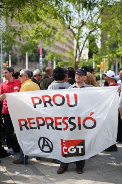 Protesta en la ciudad de la justicia por el juicio a tres piquetes.