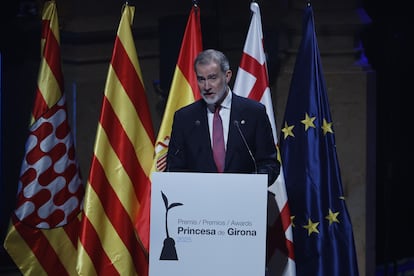 El rey Felipe VI durante la entrega de los premios de la Fundación Princesa de Girona que se ha celebrado hoy miércoles en el Liceu de Barcelona.
