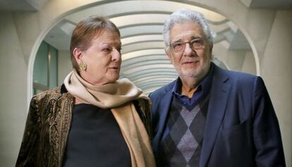 La exintendente del Palau de les Arts Helga Schmidt y el tenor Plácido Domingo.