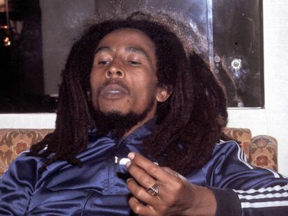 Bob Marley at the Plaza Hotel in New York City, 1976 (Photo by Bobby Bank/WireImage)