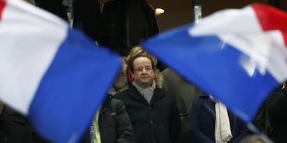 Hollande, antes del partido de Francia ante Ucrania. 