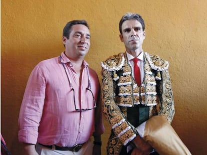 José María Garzón, junto a José Tomás.
