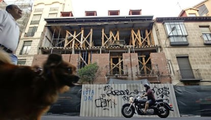 Edificio de la librer&iacute;a Fuentetaja, parcialmente protegido.