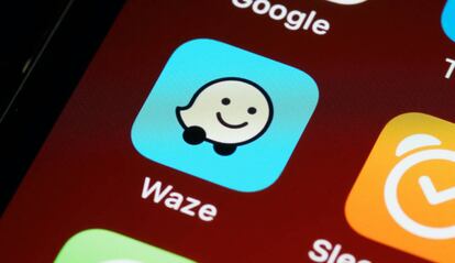 Waze para dispositivos móviles.