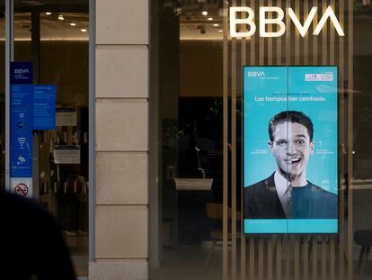 Oficina del BBVA en el centro de Sevilla.